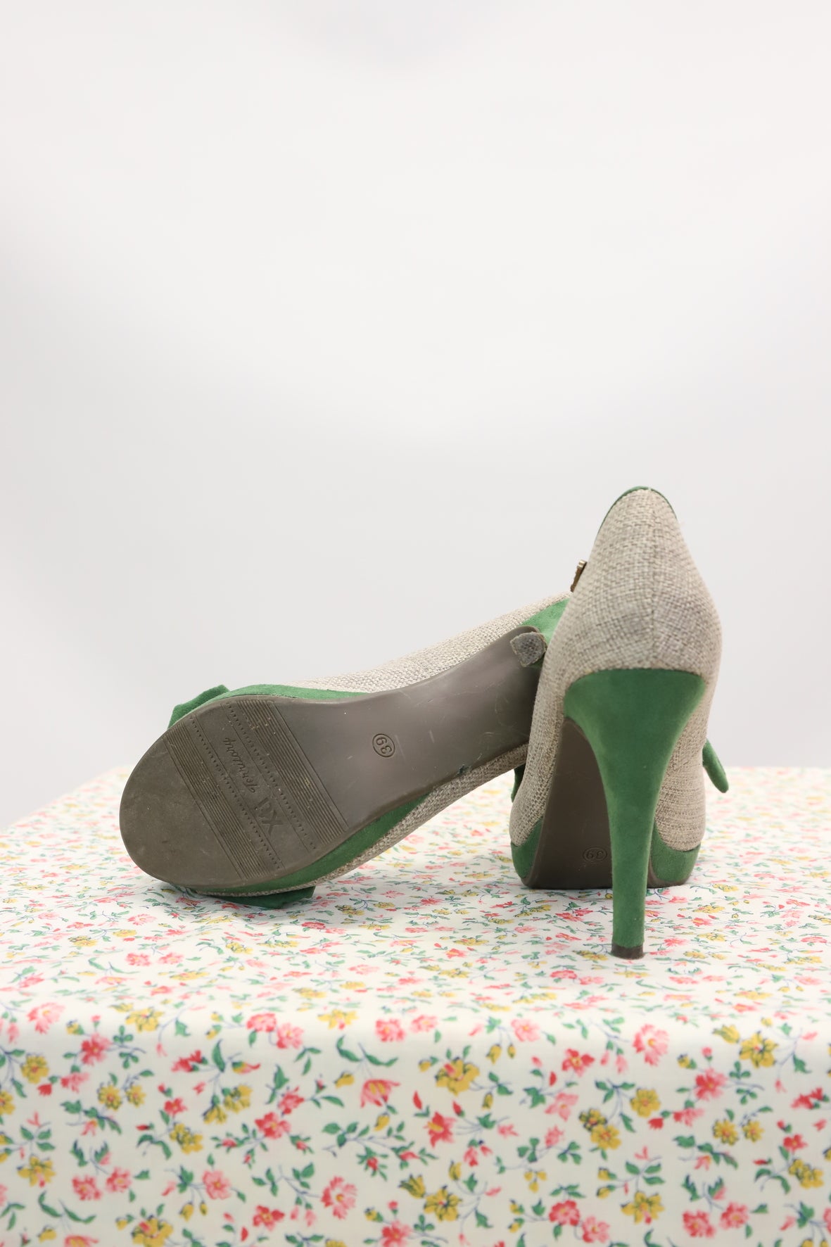 sandales à talons vertes XTI Territary Taille 39