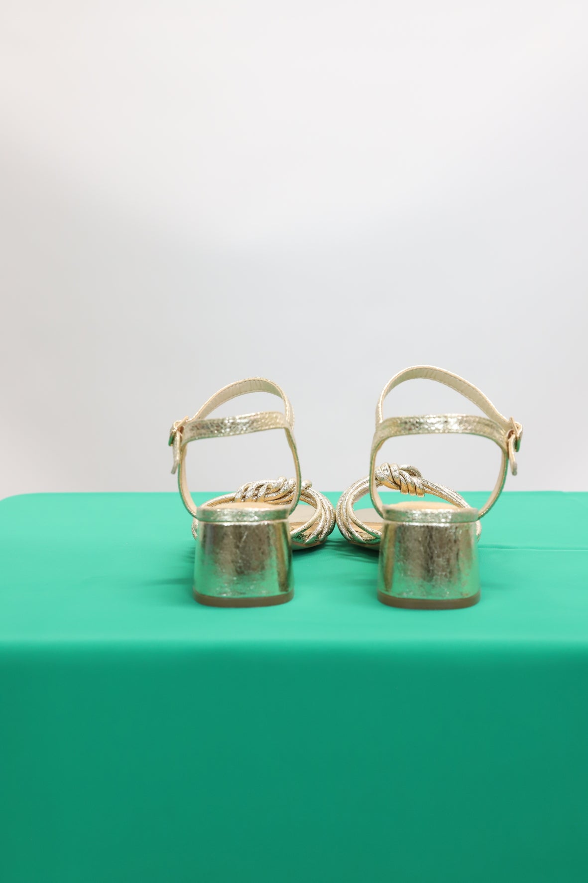 Sandales à talons doré La Redoute Taille 38