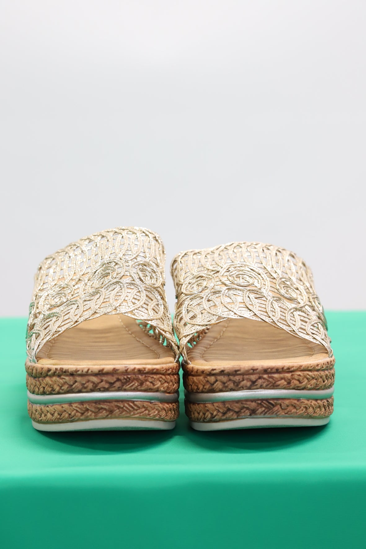 Mules à plateforme dorées Lady Glam Taille 39