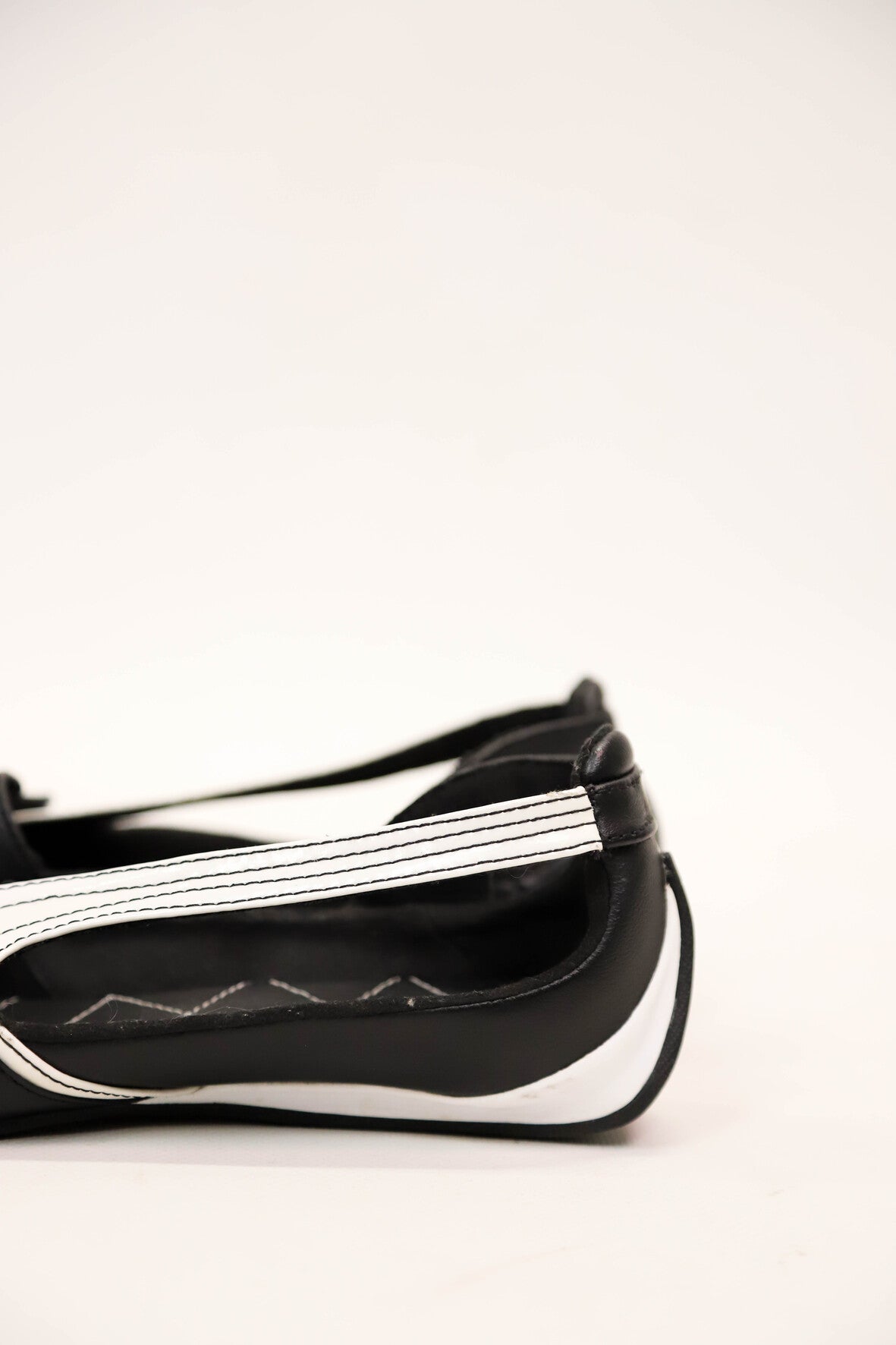 Ballerines noires et blanches Puma Taille 38