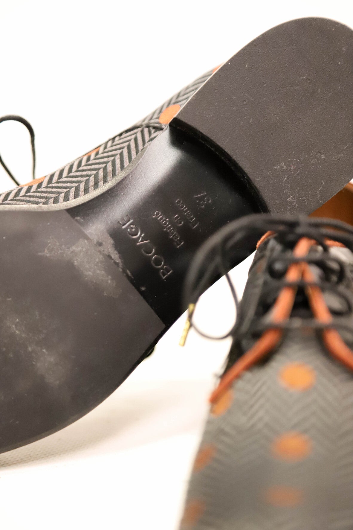Derbies à pois noir et bronze Bocage Taille 37