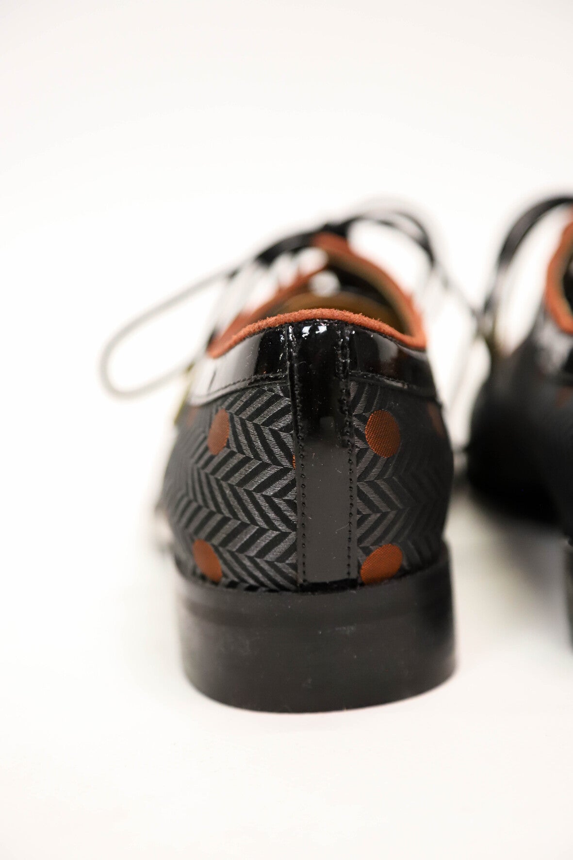 Derbies à pois noir et bronze Bocage Taille 37