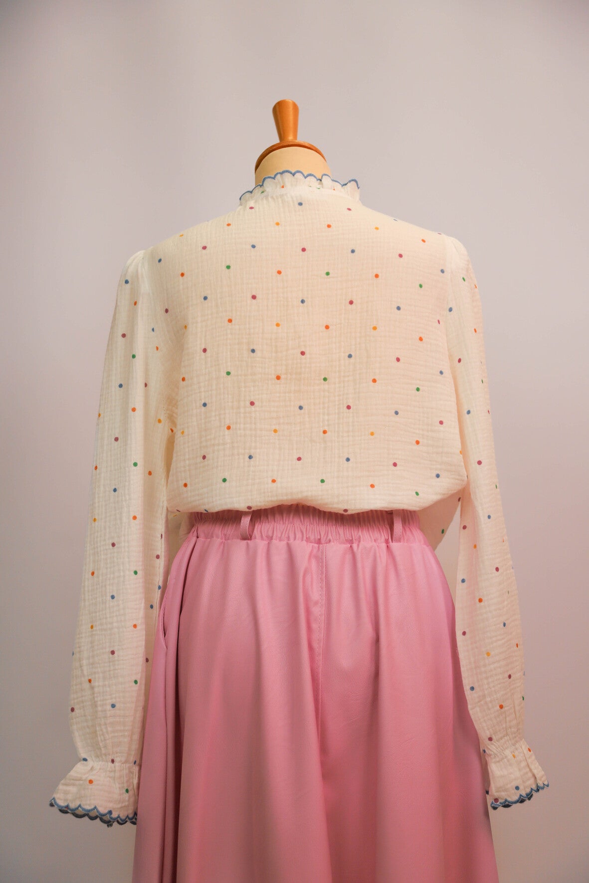 Chemisier gaz de coton blanc à pois Emma Ella Taille L