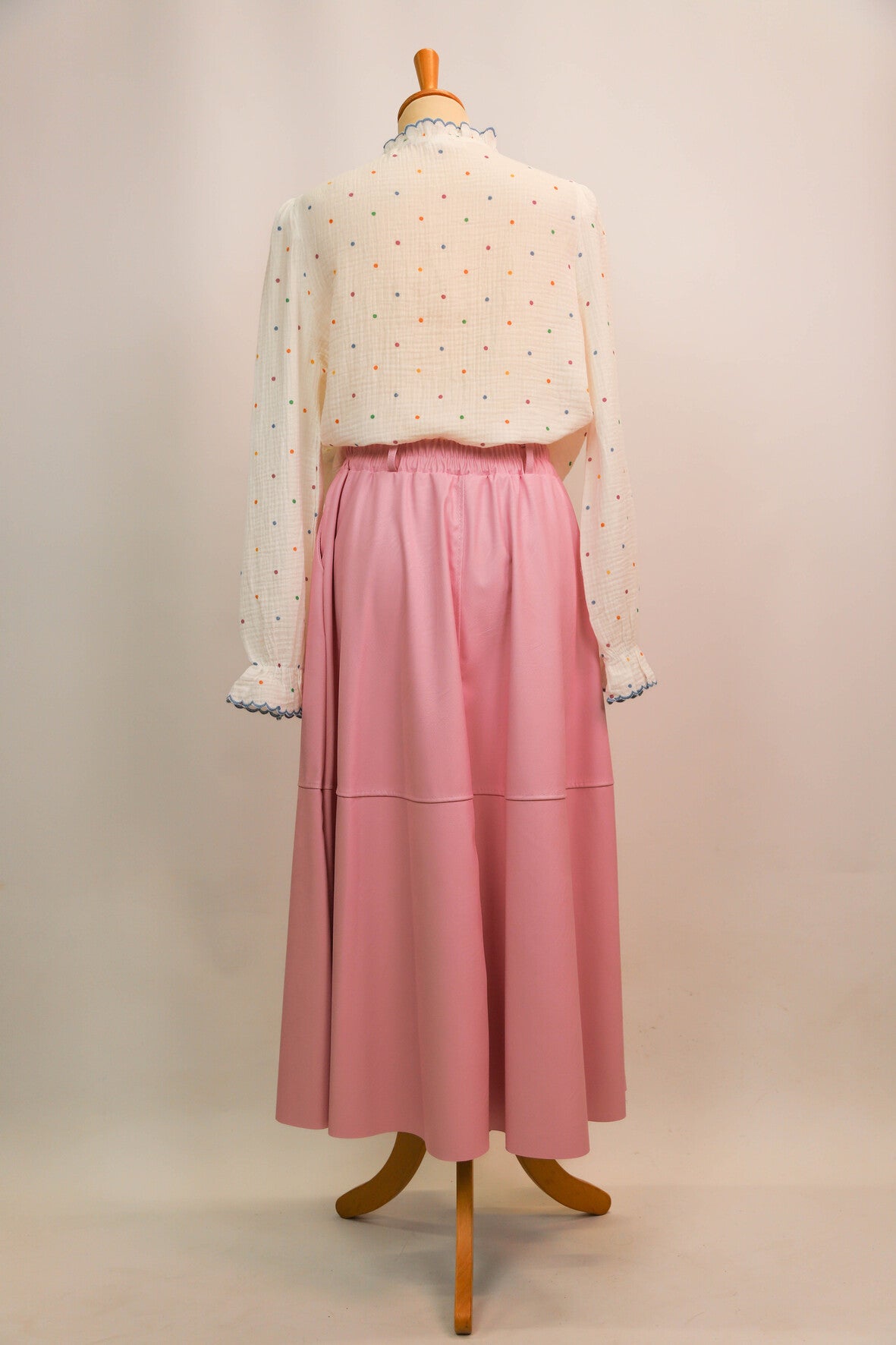 Jupe en similicuir rise New Collection Taille S - NEUF