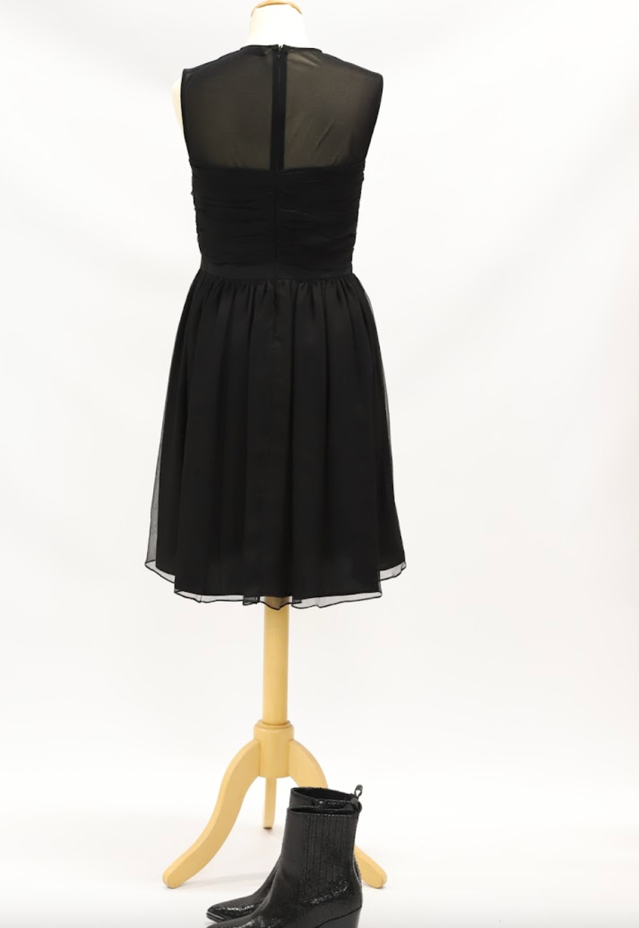 Robe noire Sandro 100% soie Taille M