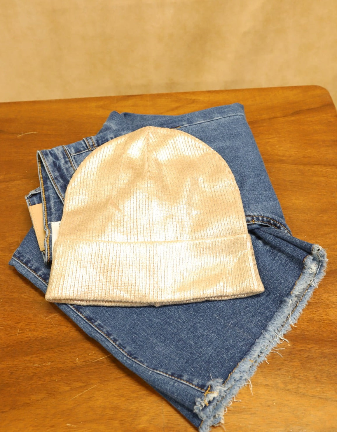 Bonnet doré Taille Unique - NEUF