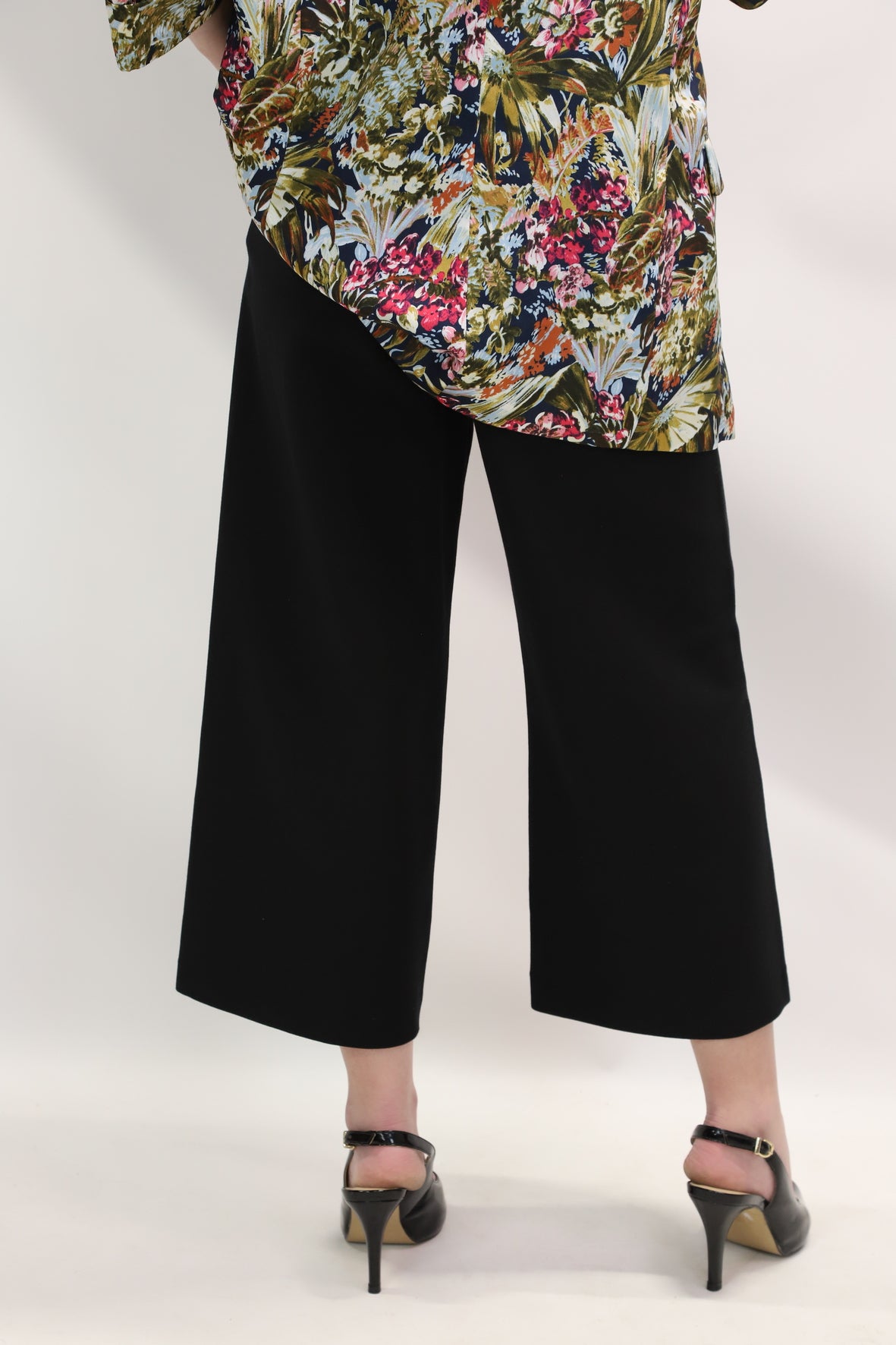 Pantalon court coupe large noir Maje Taille XS