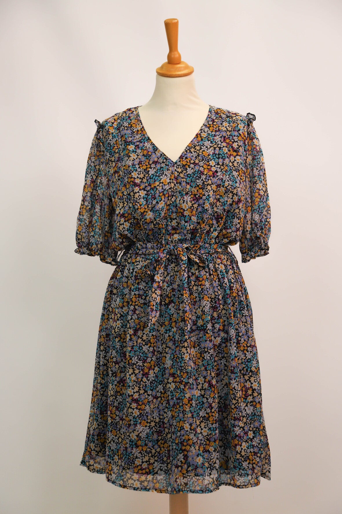 Robe fleurie Grace et Mila Taille M