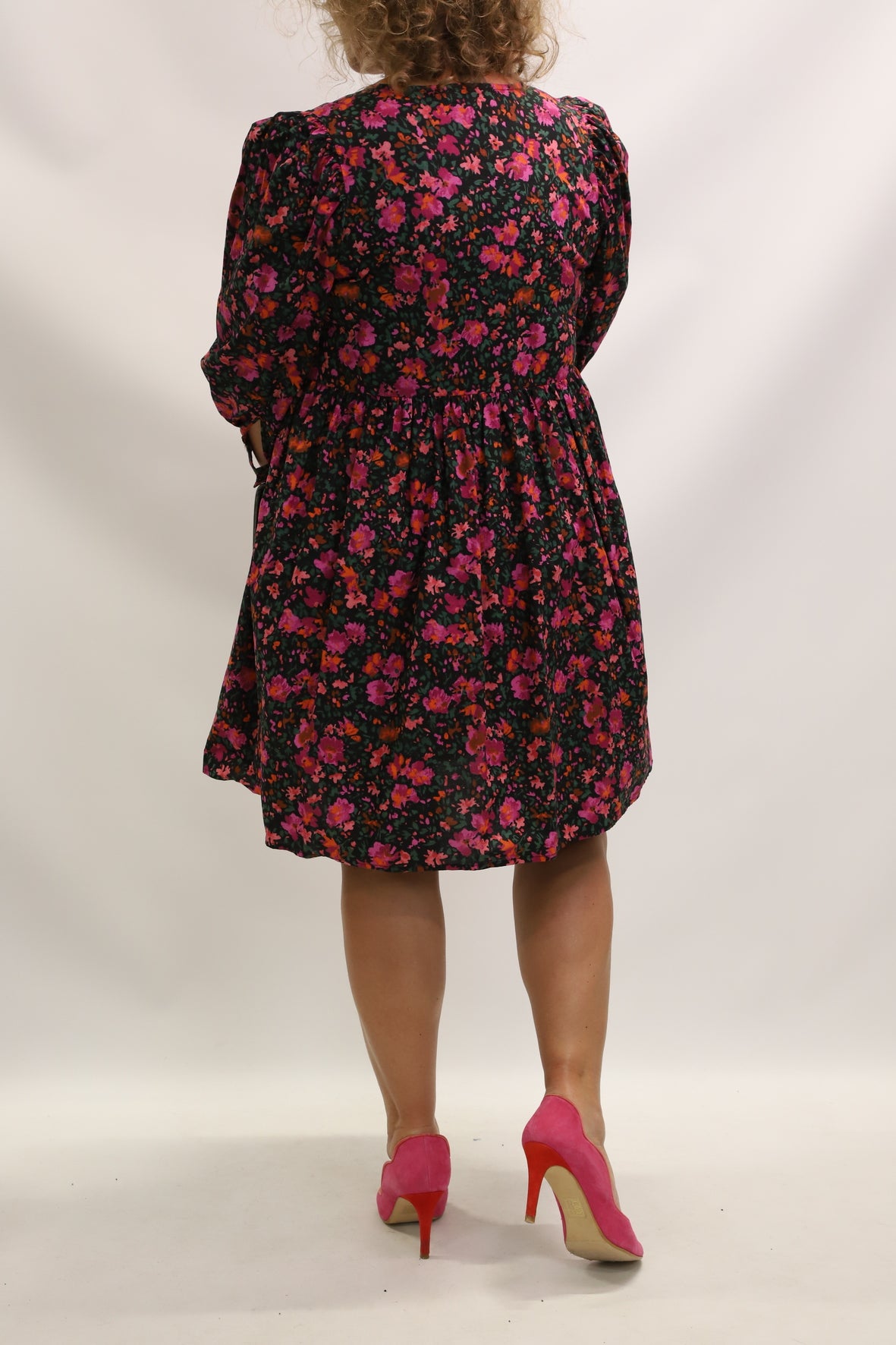 Robe fleurie Daphnea Taille L - NEUF
