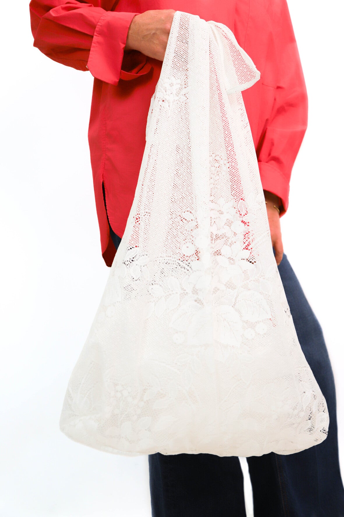 Cabas oversize en dentelle feuilles et fruits Jolie Mantille / Fringuette La Ligne