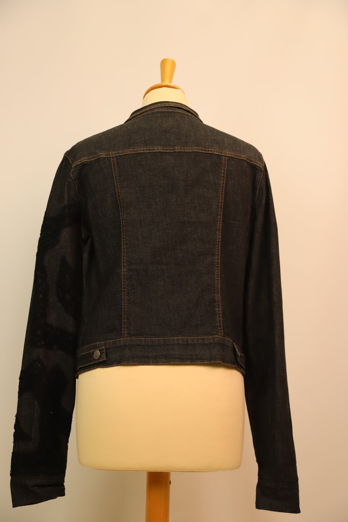 Veste noire Christian Lacroix Taille XL