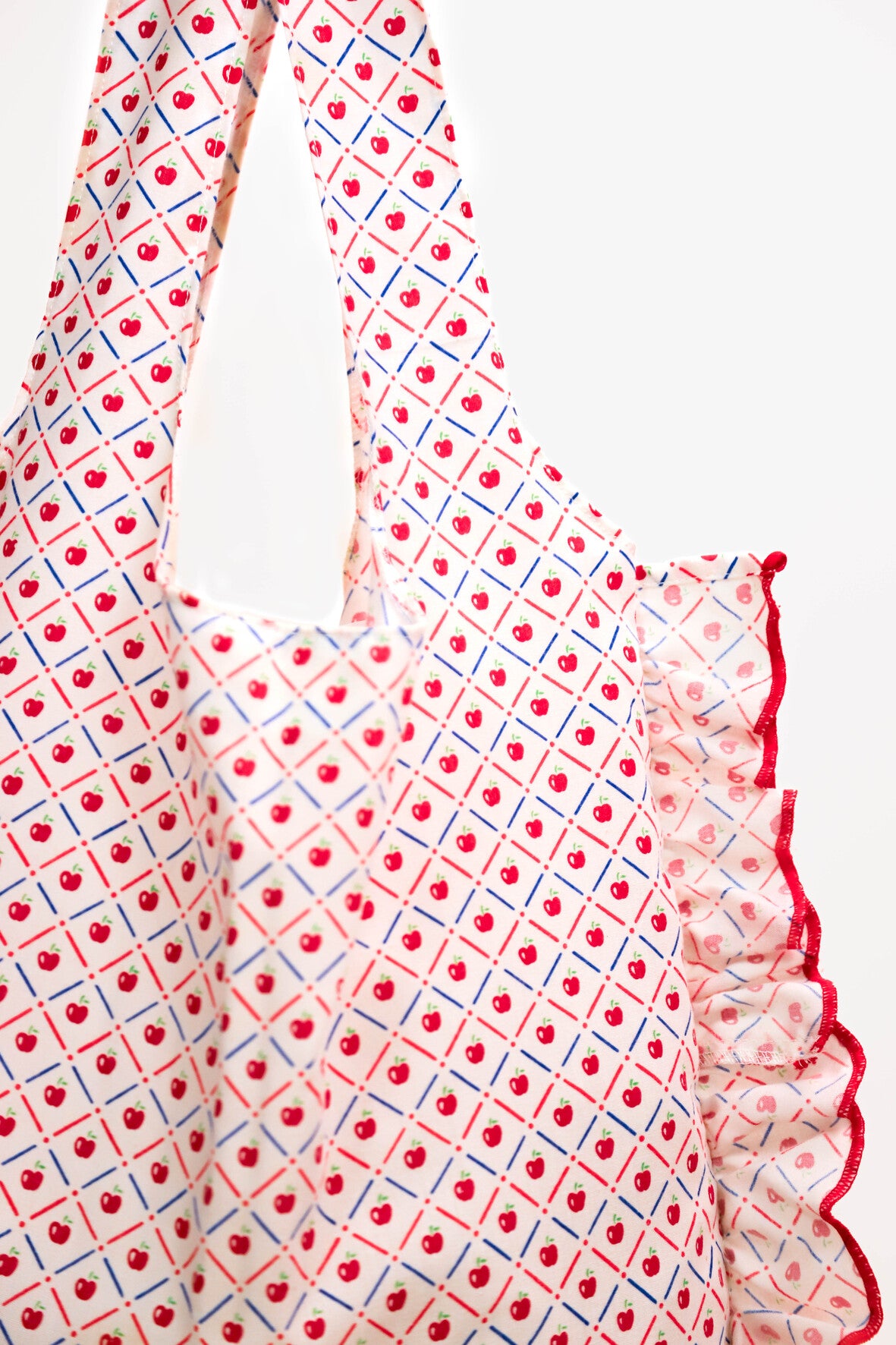 Sac en tissu rouge et blanc motif pomme Fringuette La Ligne