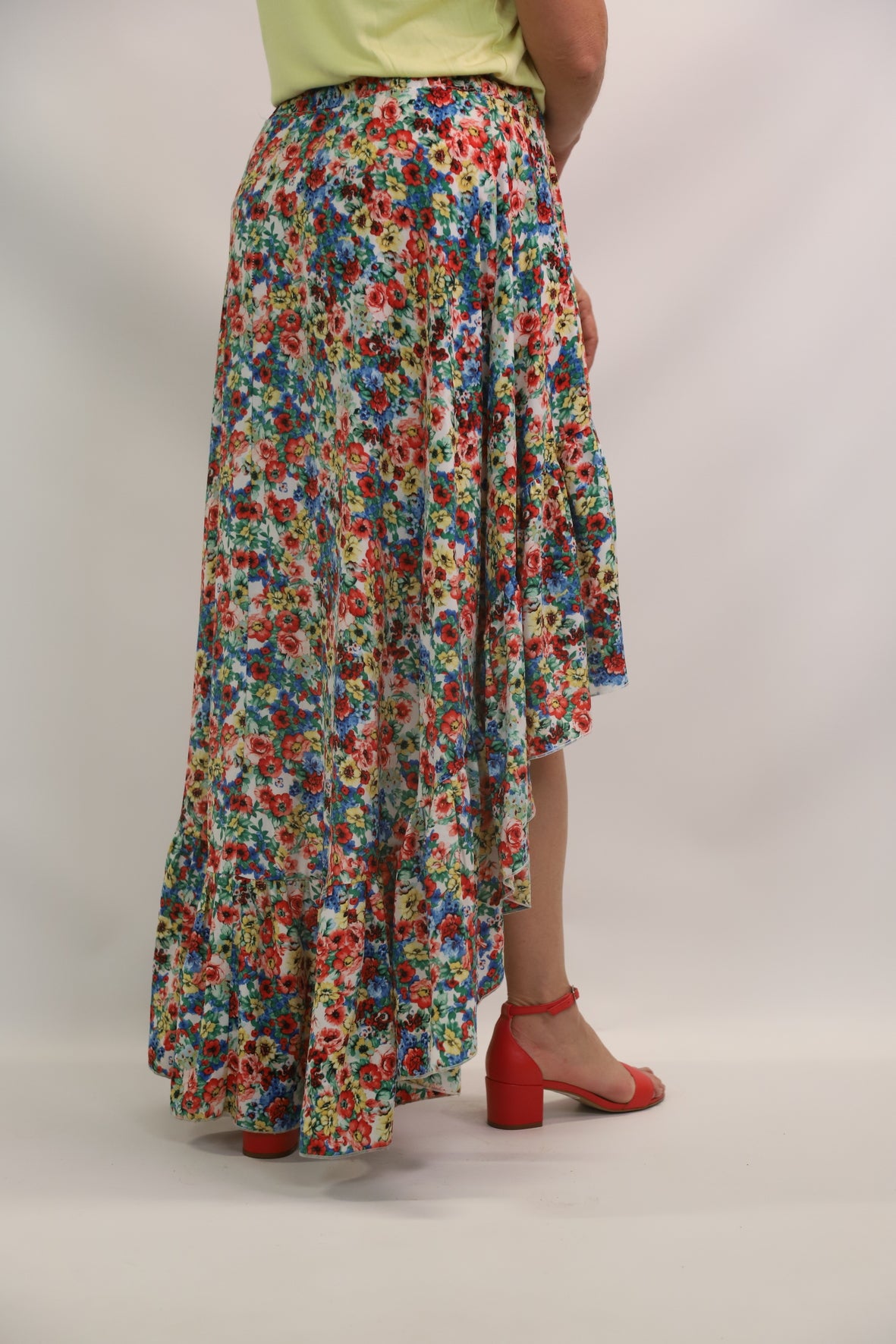Jupe assymétrique fleurie Taille S/M