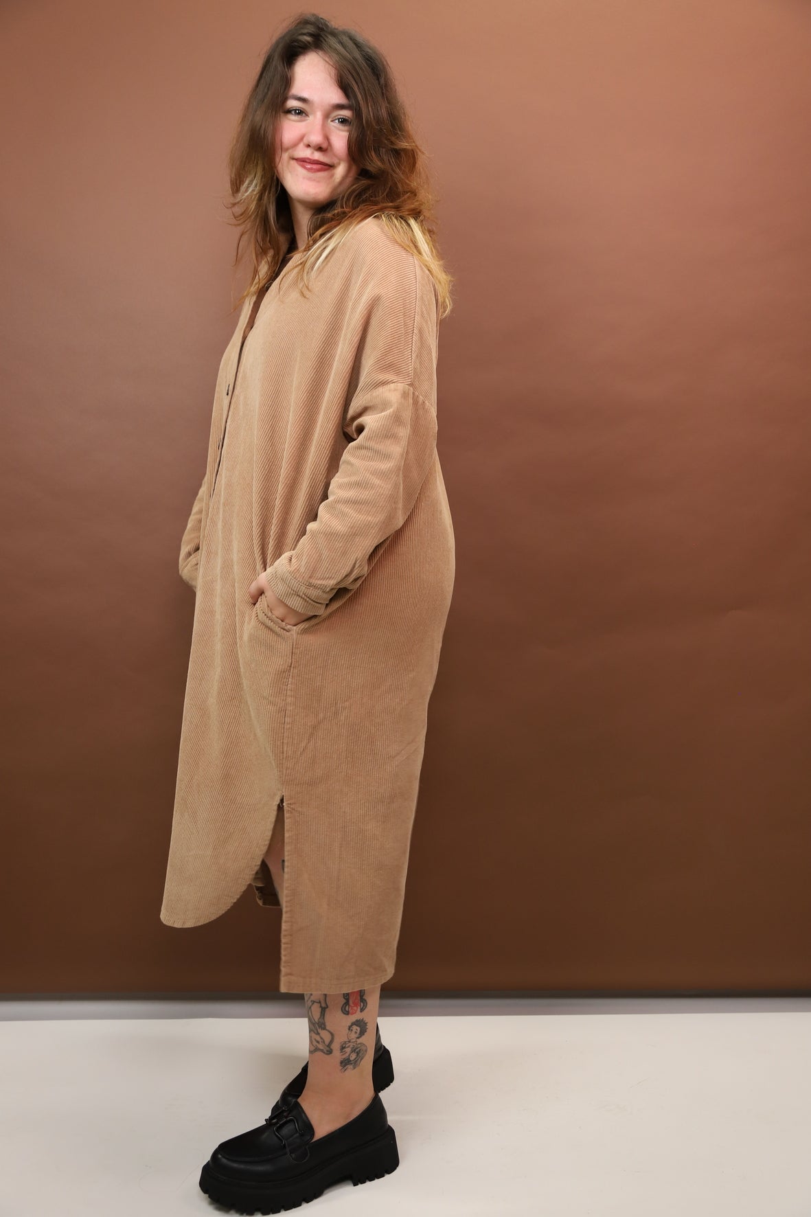 Robe en velours côtelé marron Taille Unique