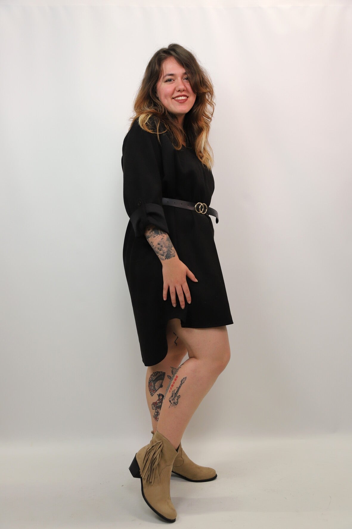 Robe avec ceinture noire New Collection taille unique NEUF