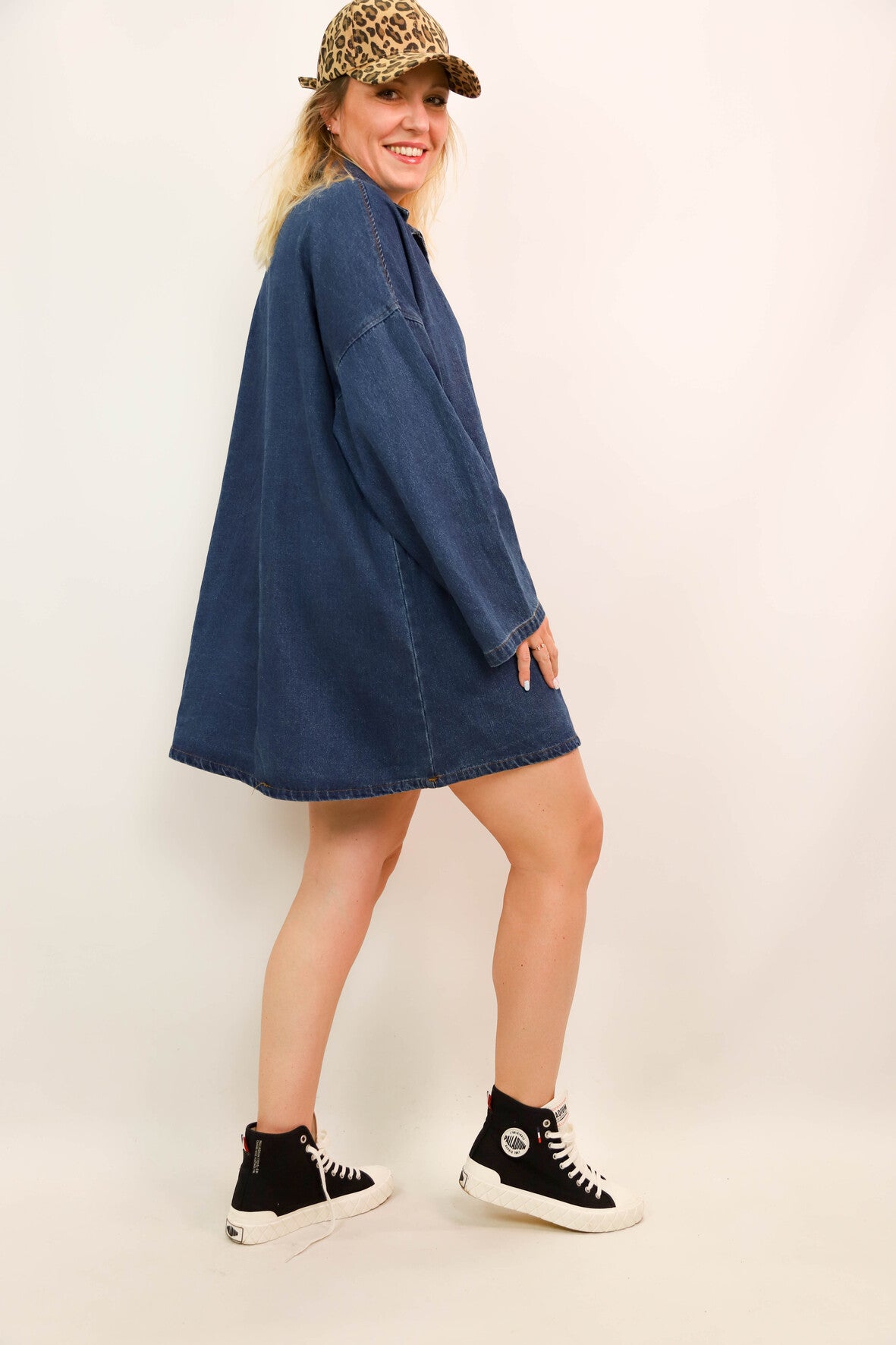 Robe bleue White Icy Taille M/L - NEUF