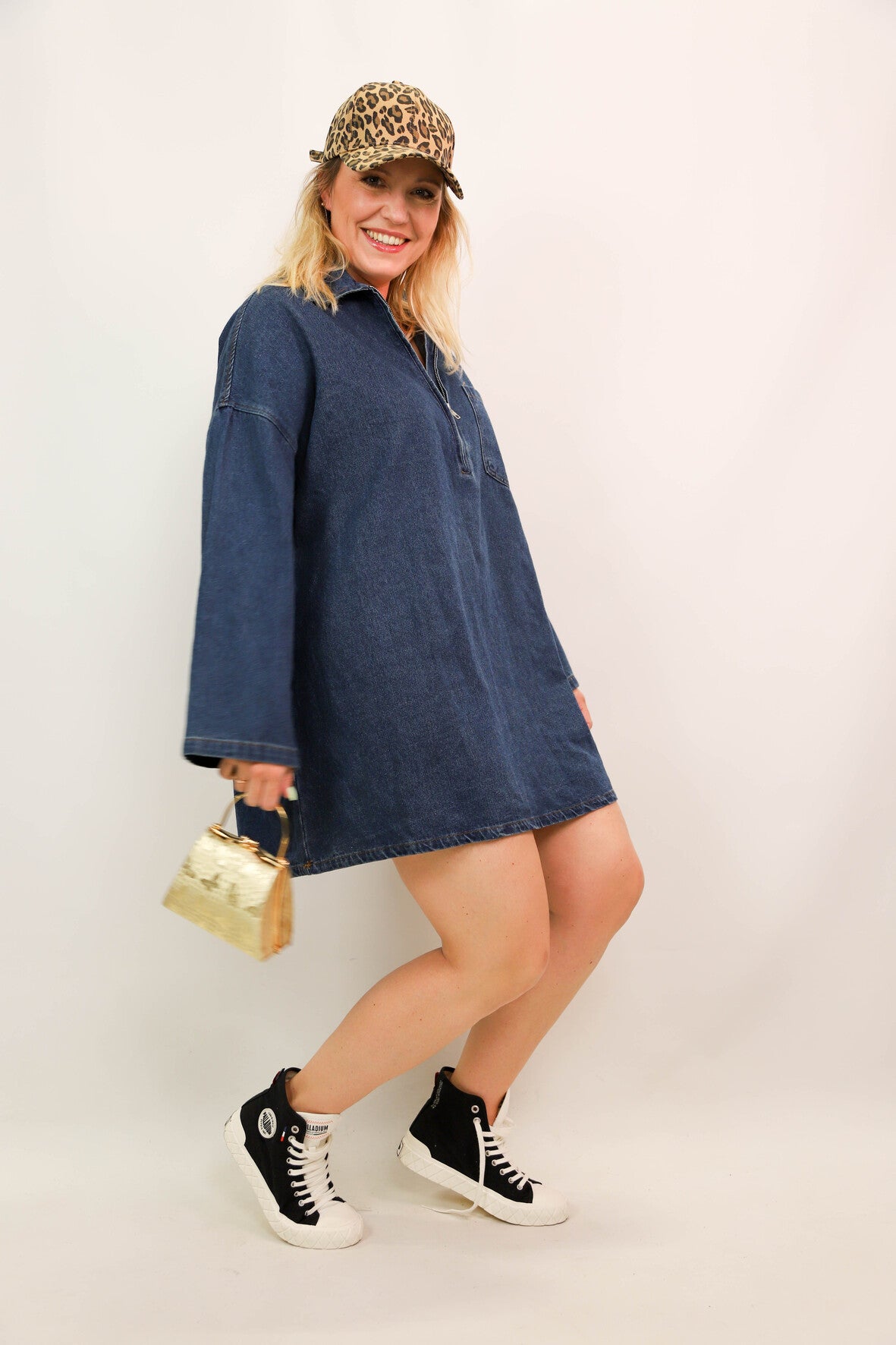 Robe bleue White Icy Taille M/L - NEUF