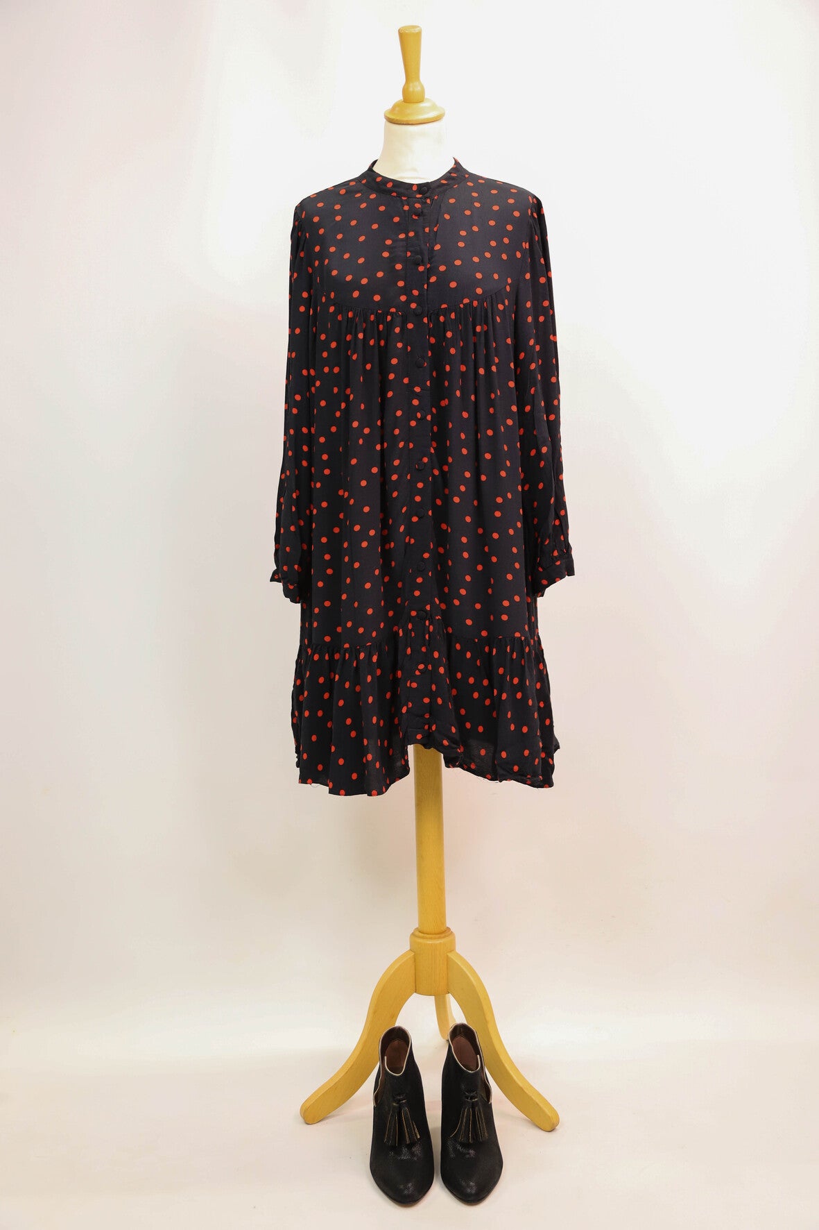 Robe noire à pois rouge Zara, Taille L