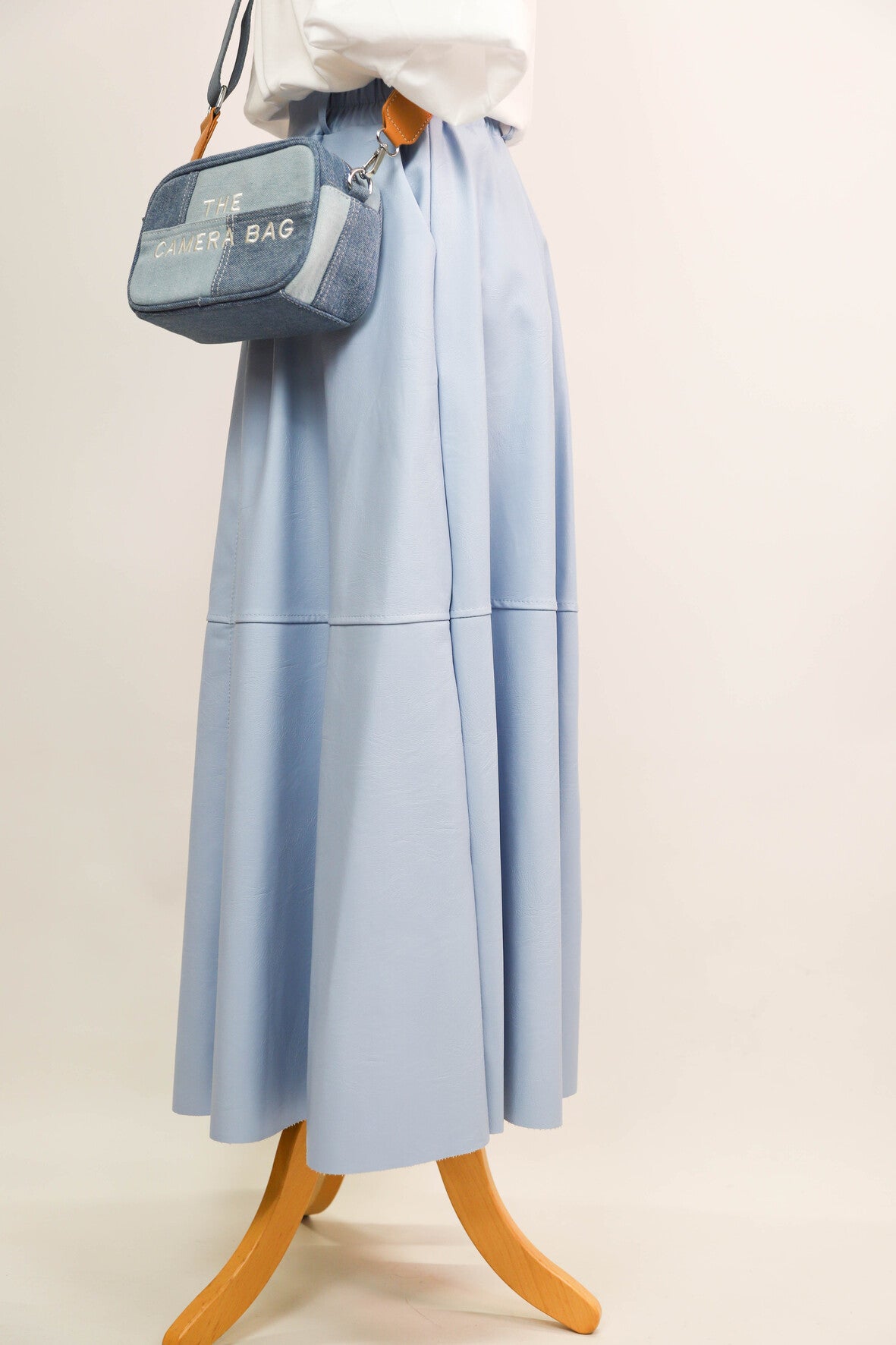 Jupe similicuir bleu New collection Taille S - NEUF