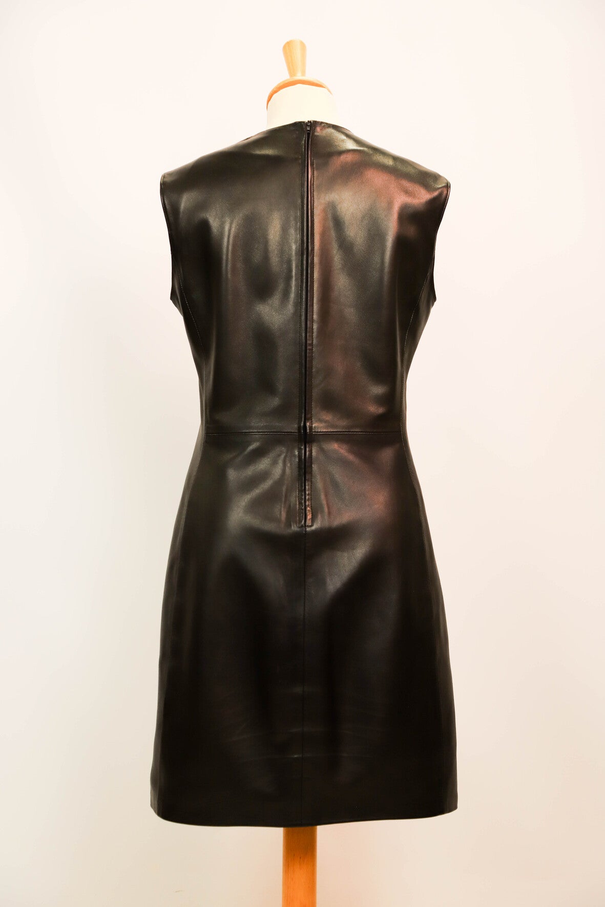 Robe noire en cuir, sans manches, Votre Nom, Taille L/40