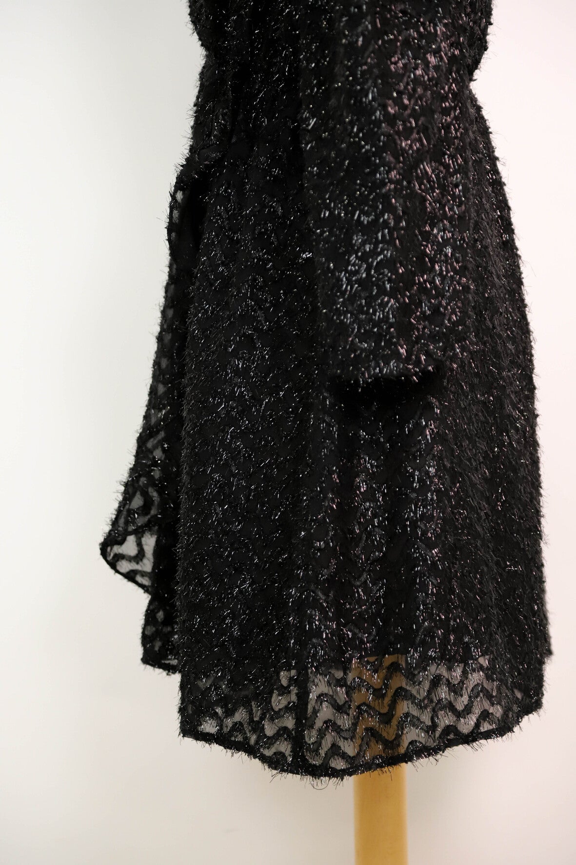 Robe noire pailletée Emma Ella Taille L