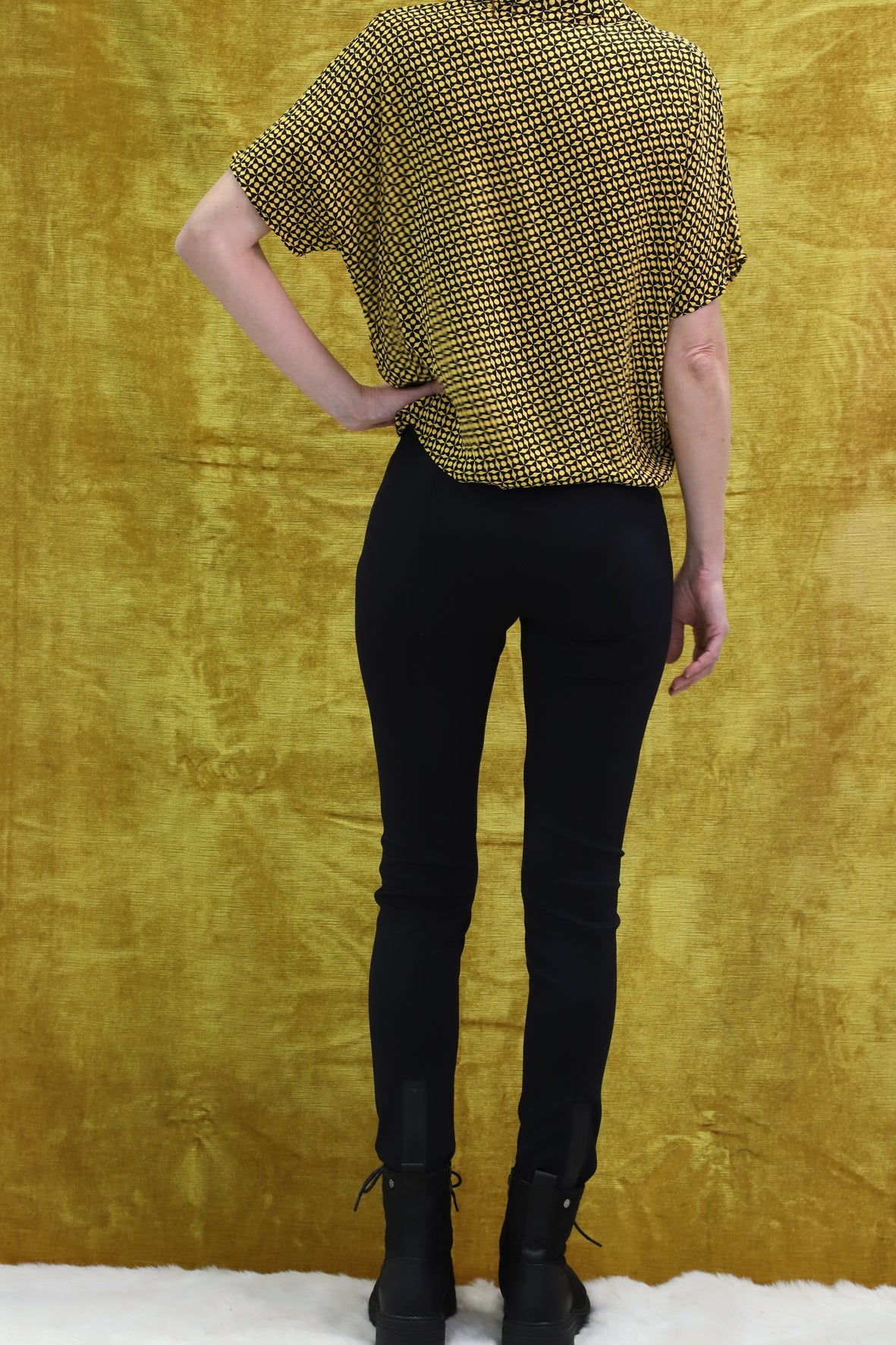 Pantalon legging strech noir Maje Taille M