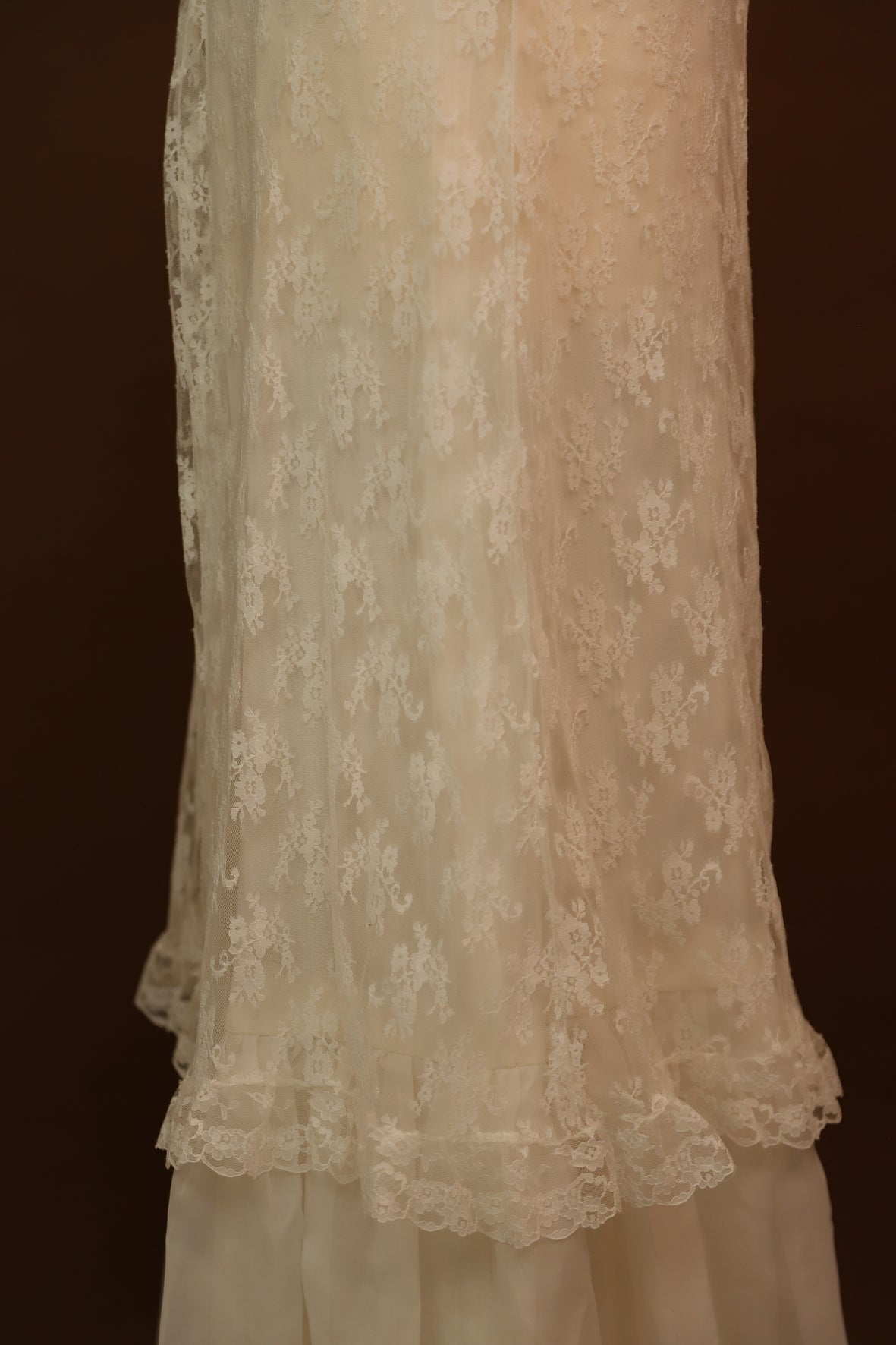 Robe de mariage blanche avec dentelle et doublure, Victory Bordeaux, XS