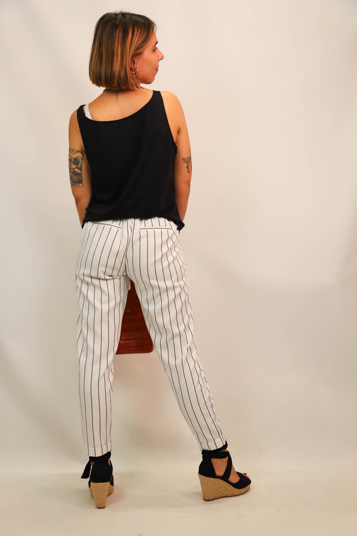 Pantalon rayé blanc et noir Bershka Taille XS