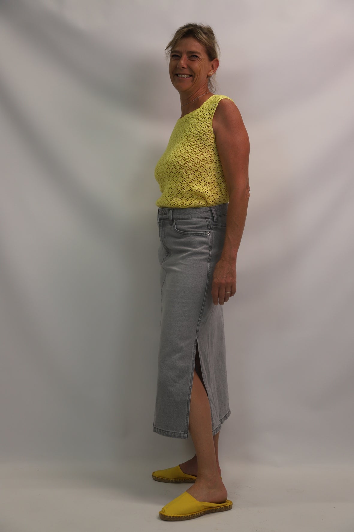 Pull sans manche jaune, Taille M