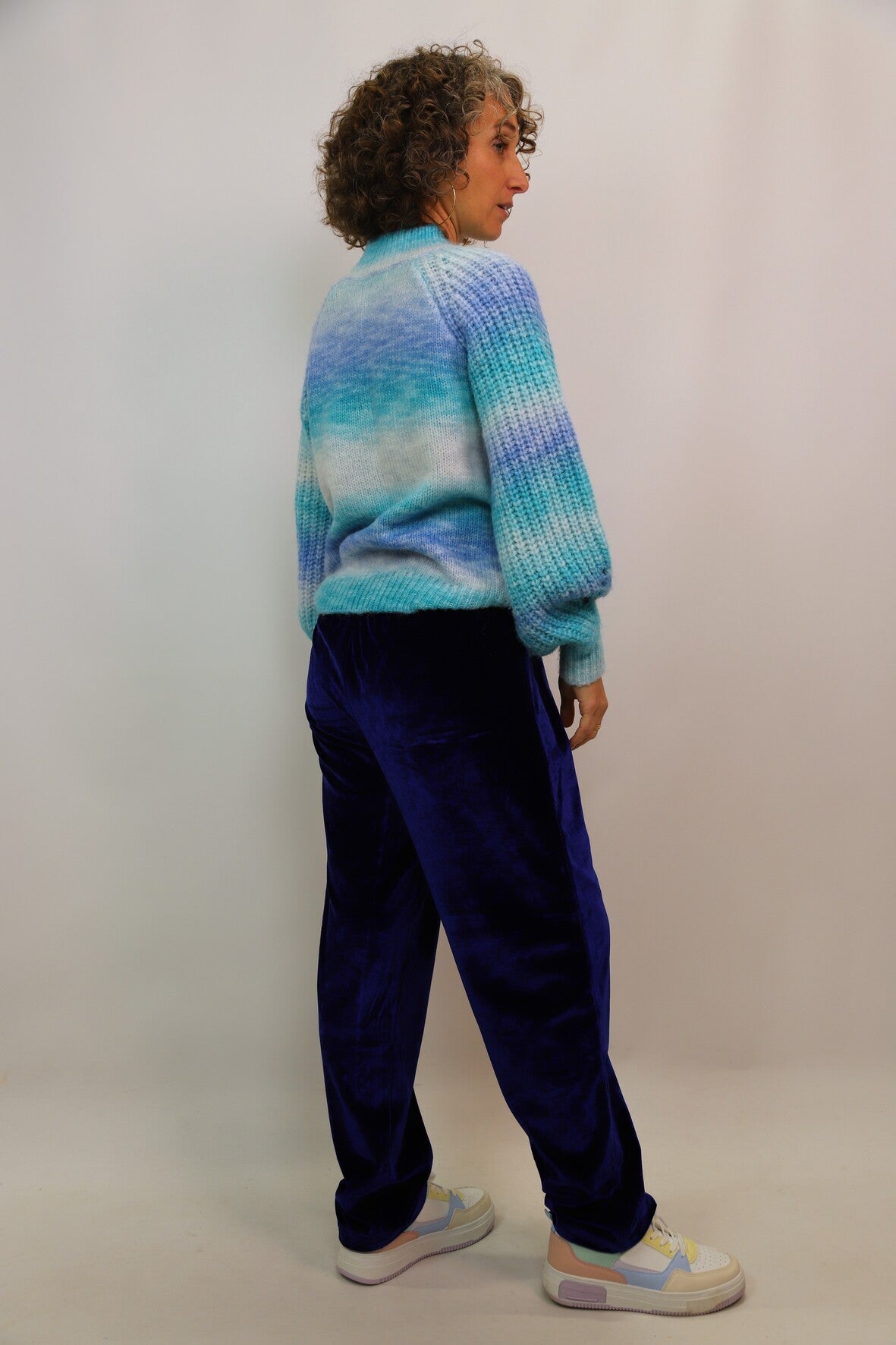 Pull bleu doux Bisou's project Taille s