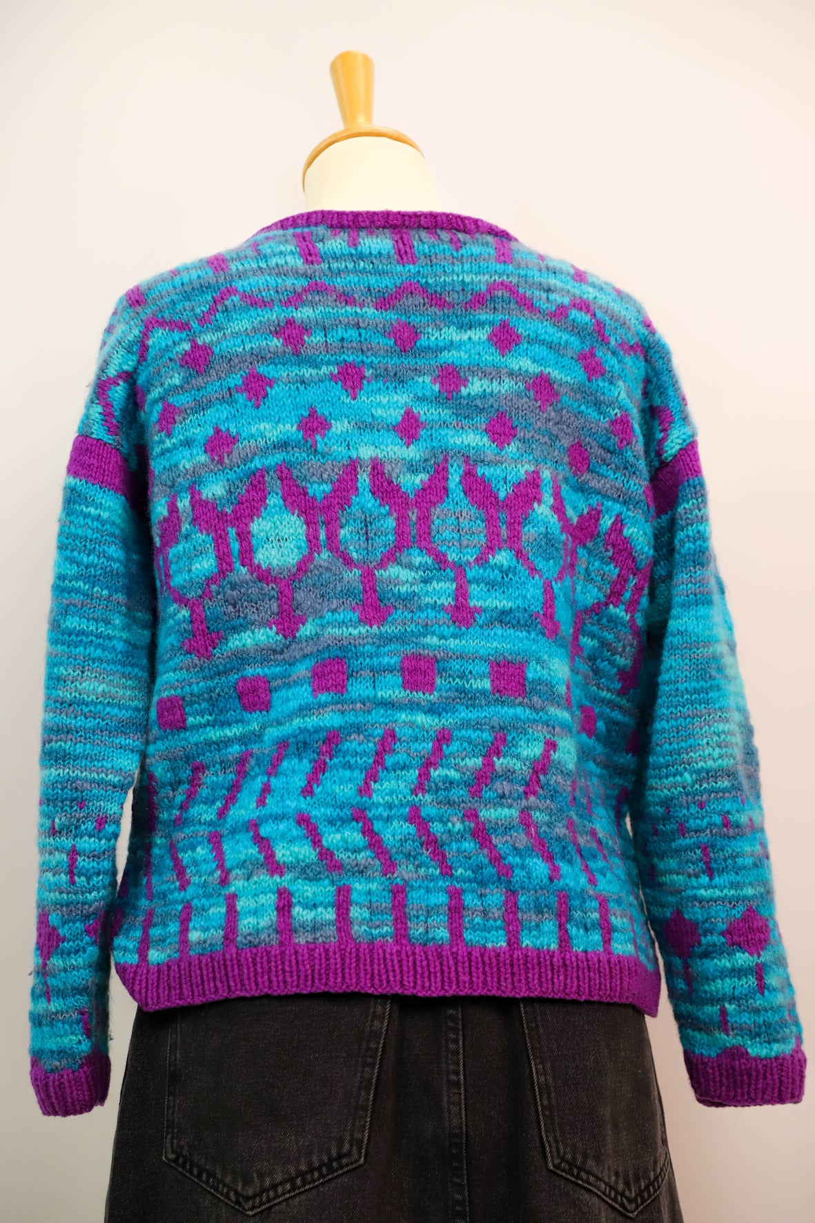 Pull bleu et violet Taille S