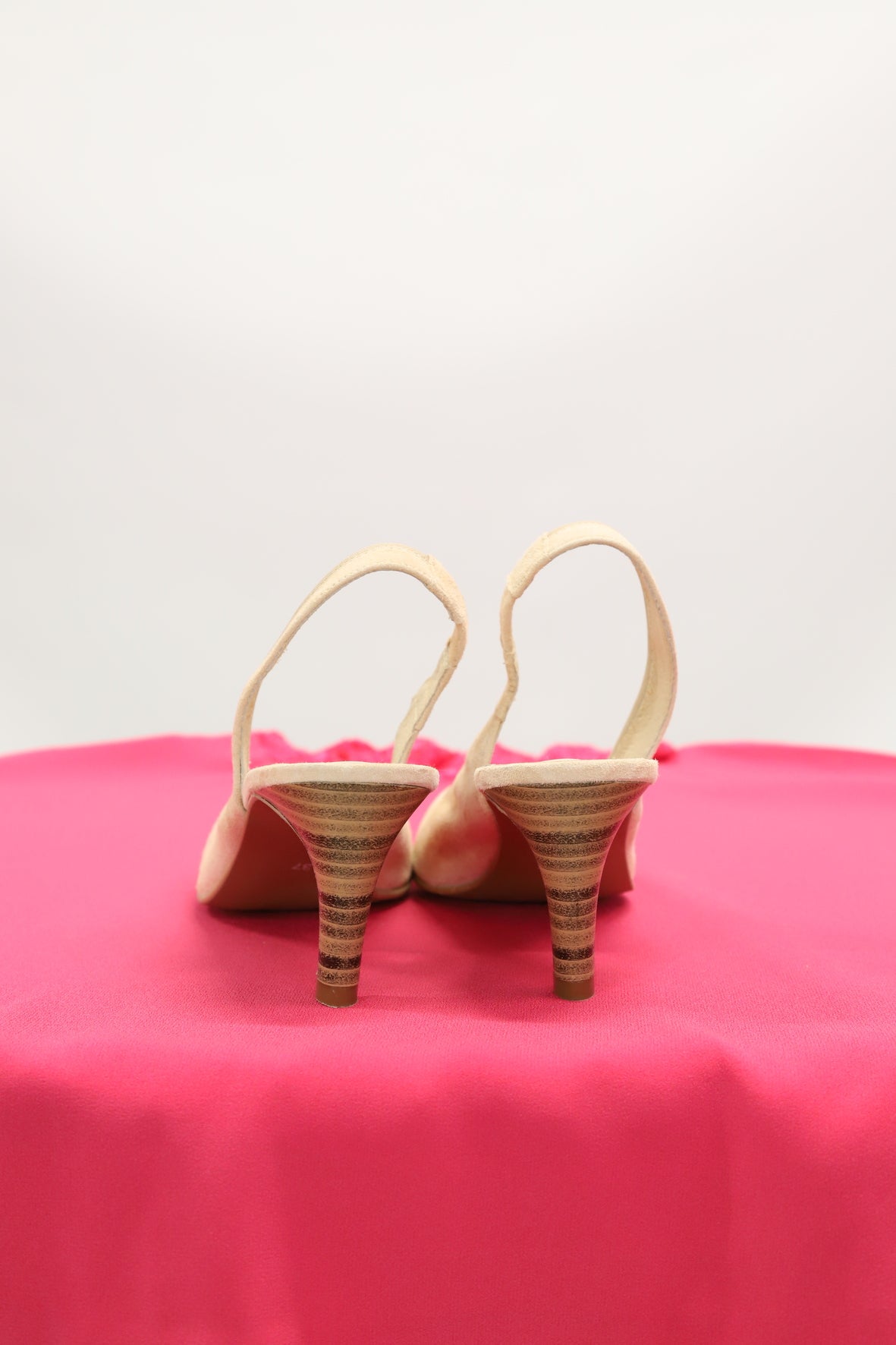 Escarpins beige rosé Brenda Zaro Taille 37