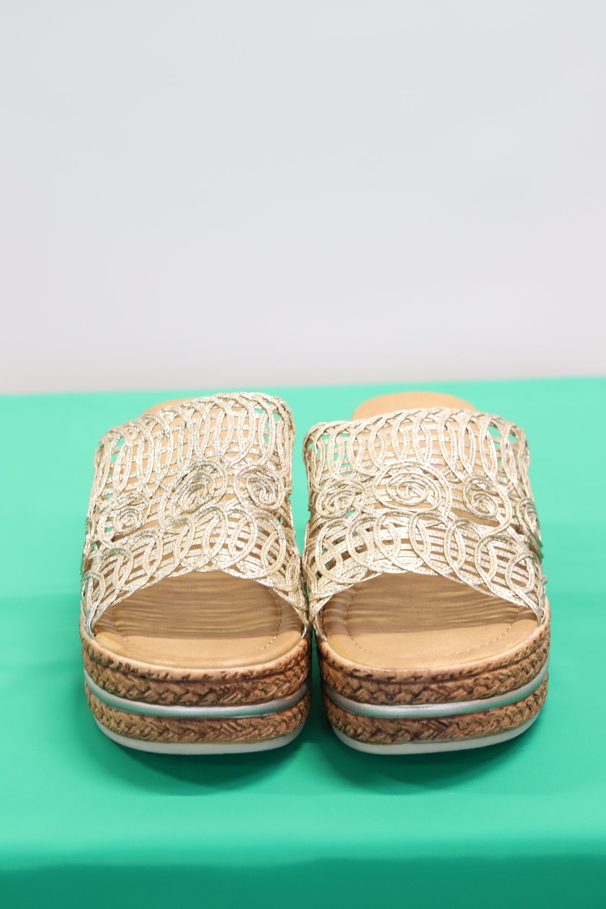 Mules à plateforme dorées Lady Glam Taille 39
