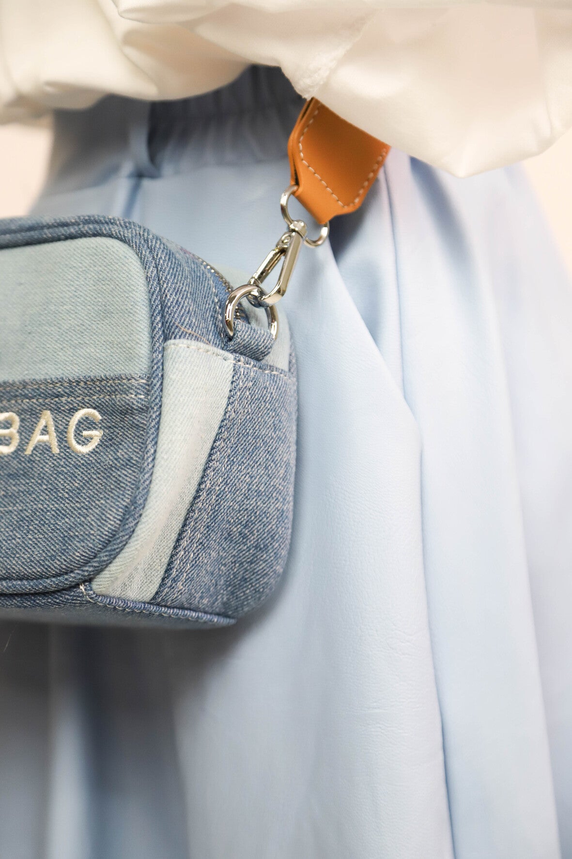 Sac à bandoulière bleu - NEUF