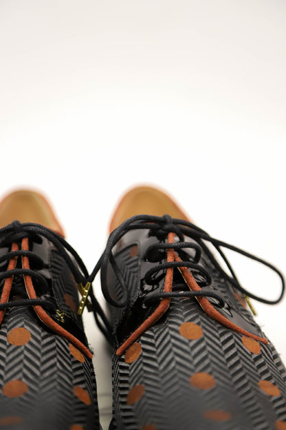Derbies à pois noir et bronze Bocage Taille 37