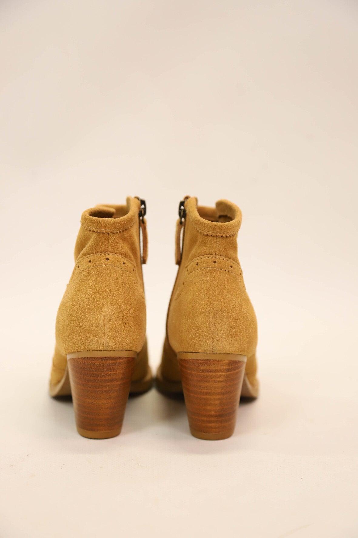 Botinnes en daim beige IKKS Taille 36