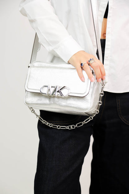 Sac bandoulière argenté Michael Kors