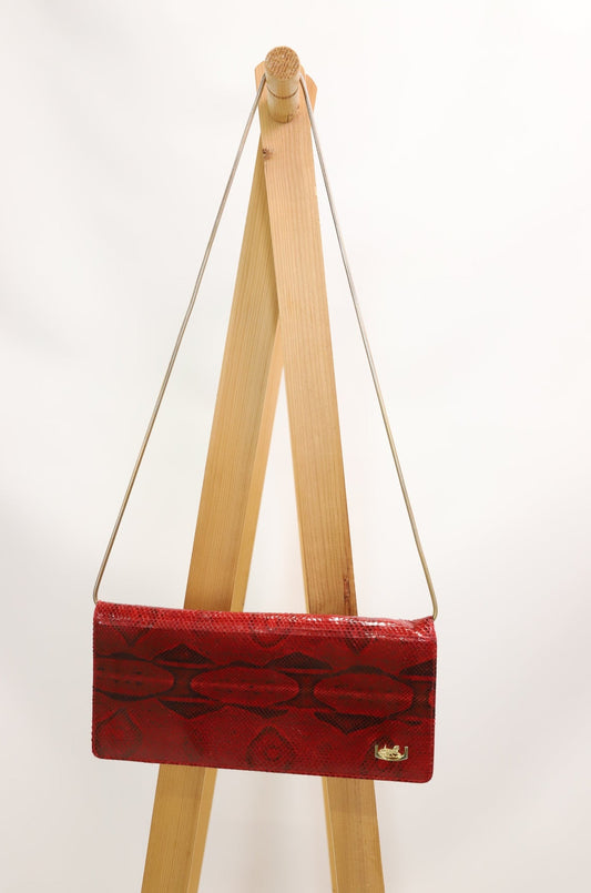 Sac à main baguette rouge bordeaux effet serpent