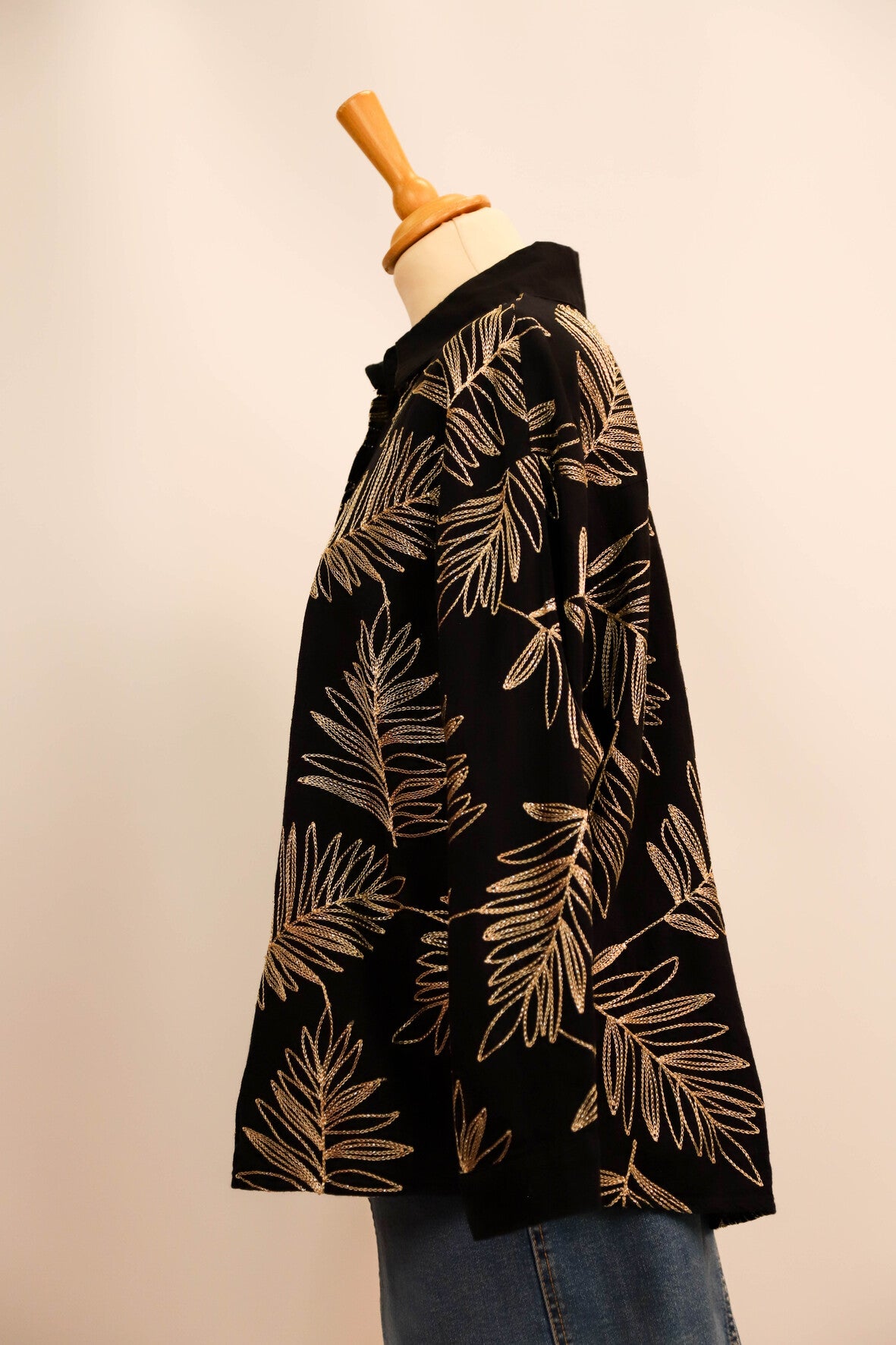 Blouse noire et dorée M&G Taille S
