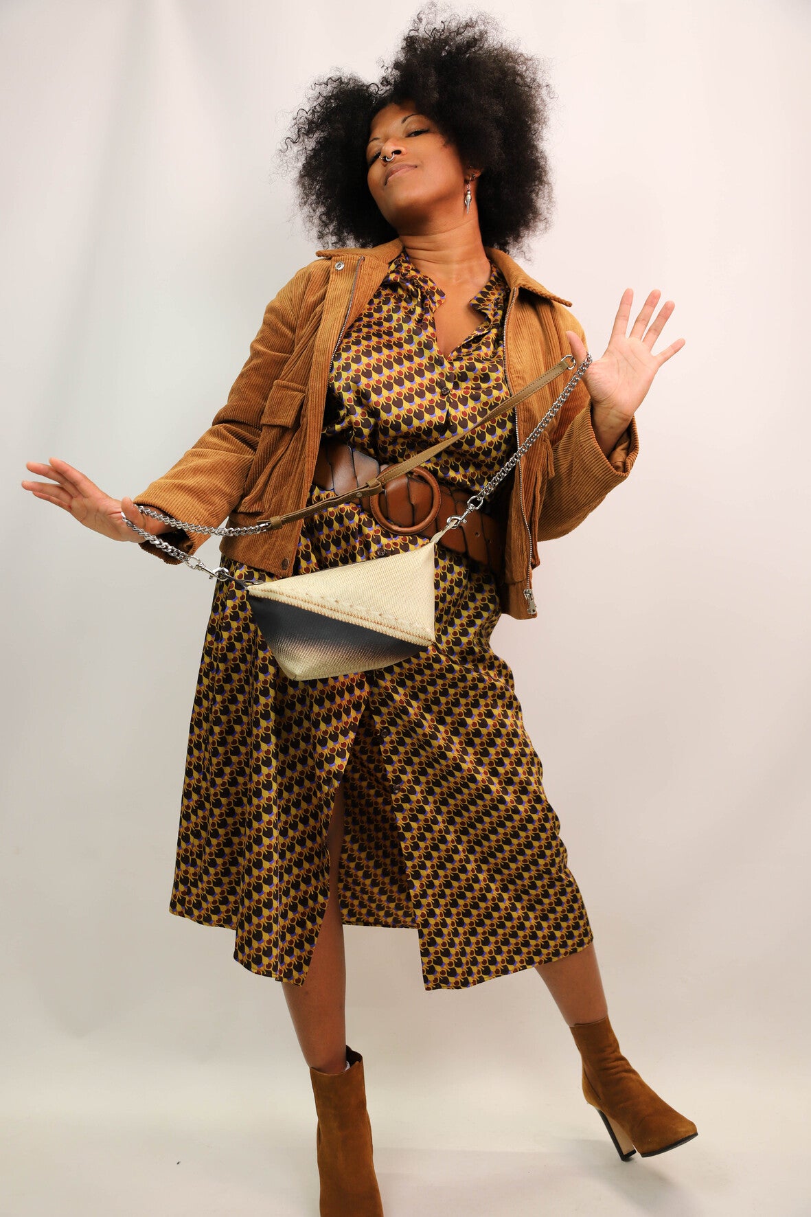 Sac pochette en bâche de vitrine upcyclée beige, Fringuette La Ligne
