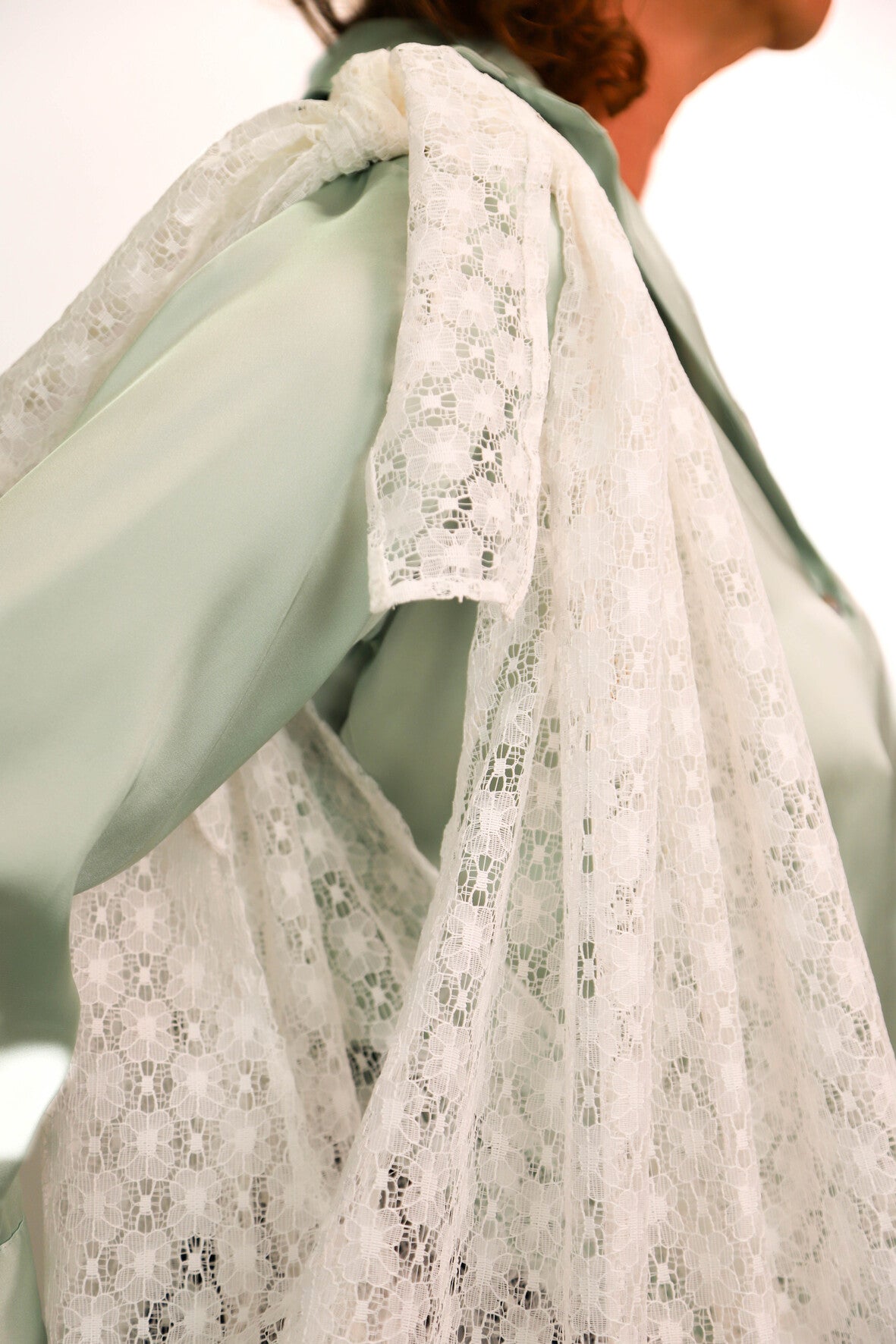 Cabas oversize en dentelle fleurie Jolie Mantille / Fringuette La Ligne
