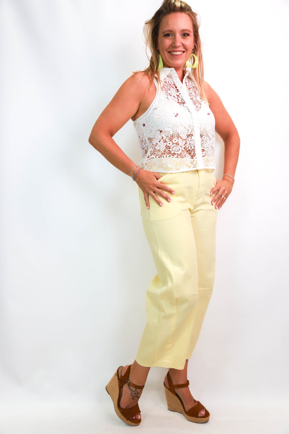 Chemise sans manches en crochet blanc