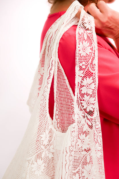 Sac en dentelle lignes et fleurs Jolie Mantille / Fringuette La Ligne