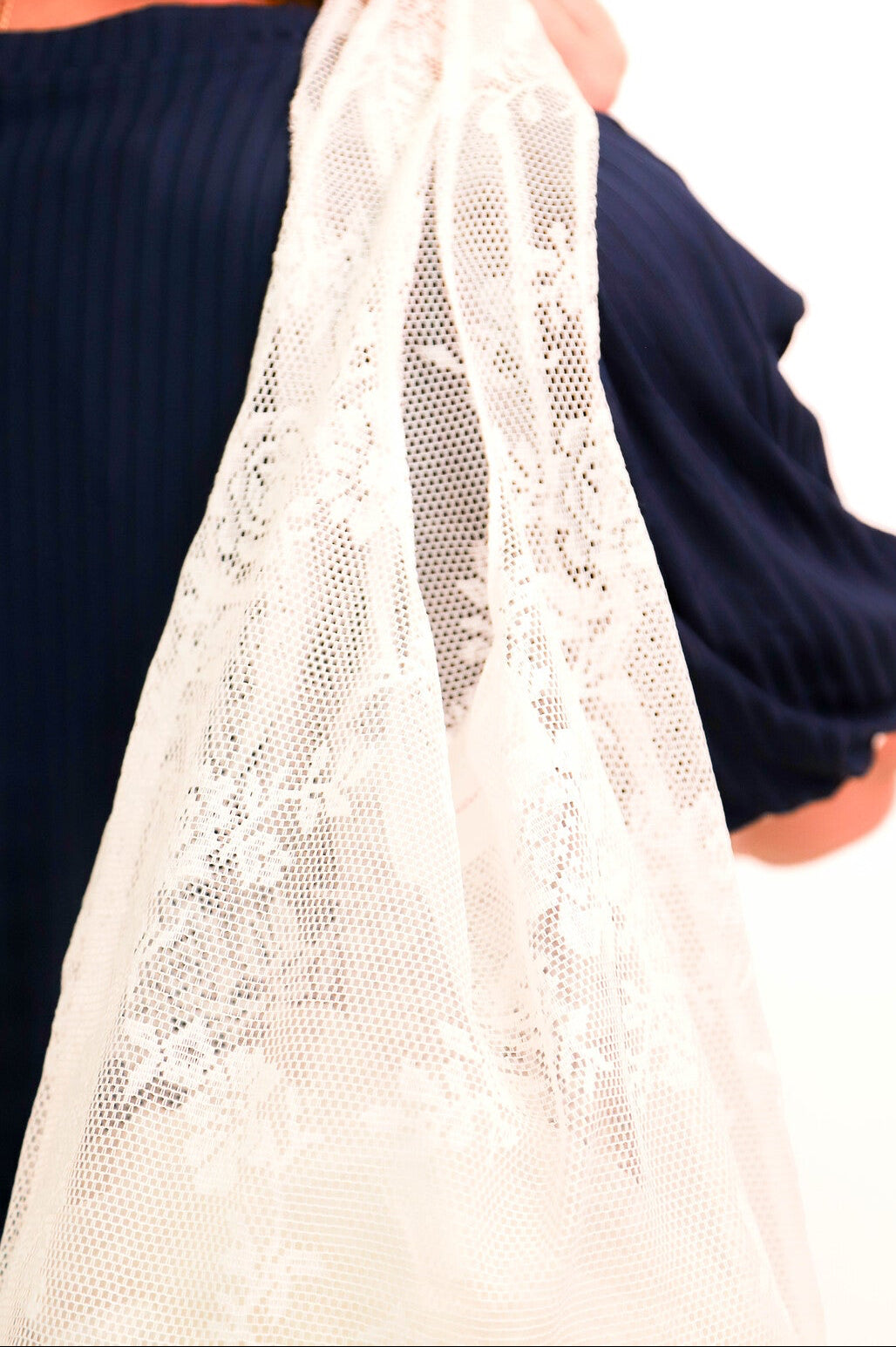 Sac en dentelle fleurs Jolie Mantille / Fringuette La Ligne