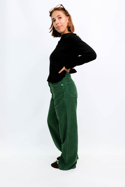 Pantalon velours côtelé vert sapin Stradivarius Taille S
