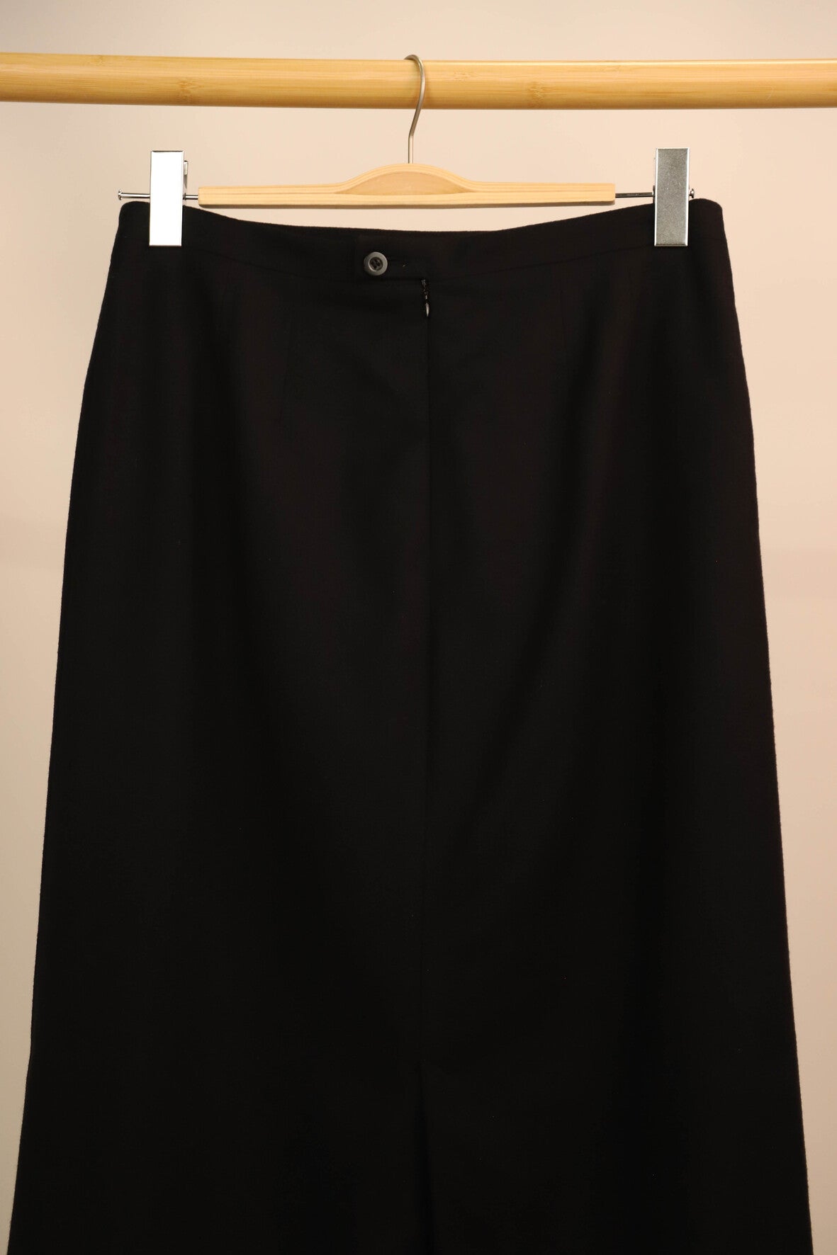 Jupe longue, noire, en laine, entièrement doublée - Bernard Zins Taille L