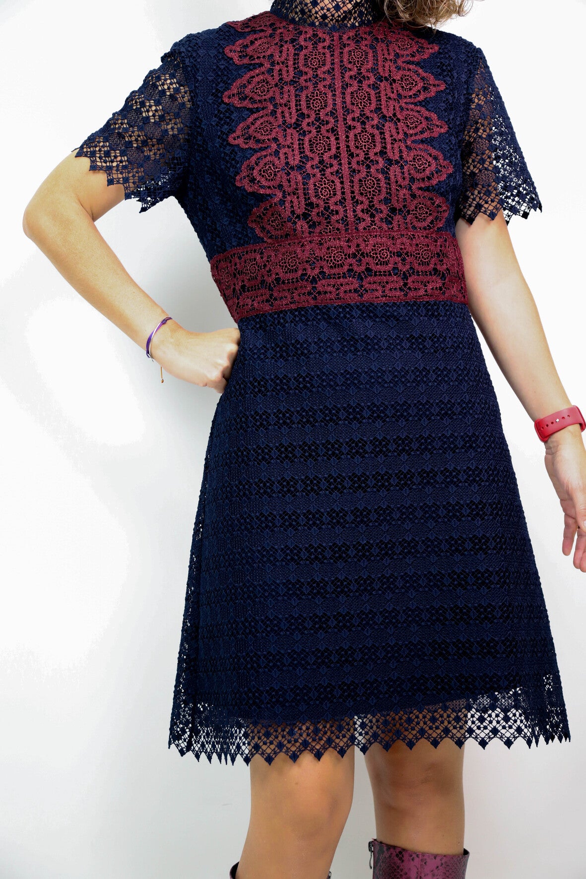 Robe dentelle bleue et bronze Sandro Taille S