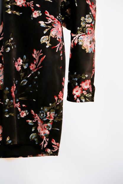 Robe noire en velours et motifs japonisant en sequin Stella et Suzie Taille M