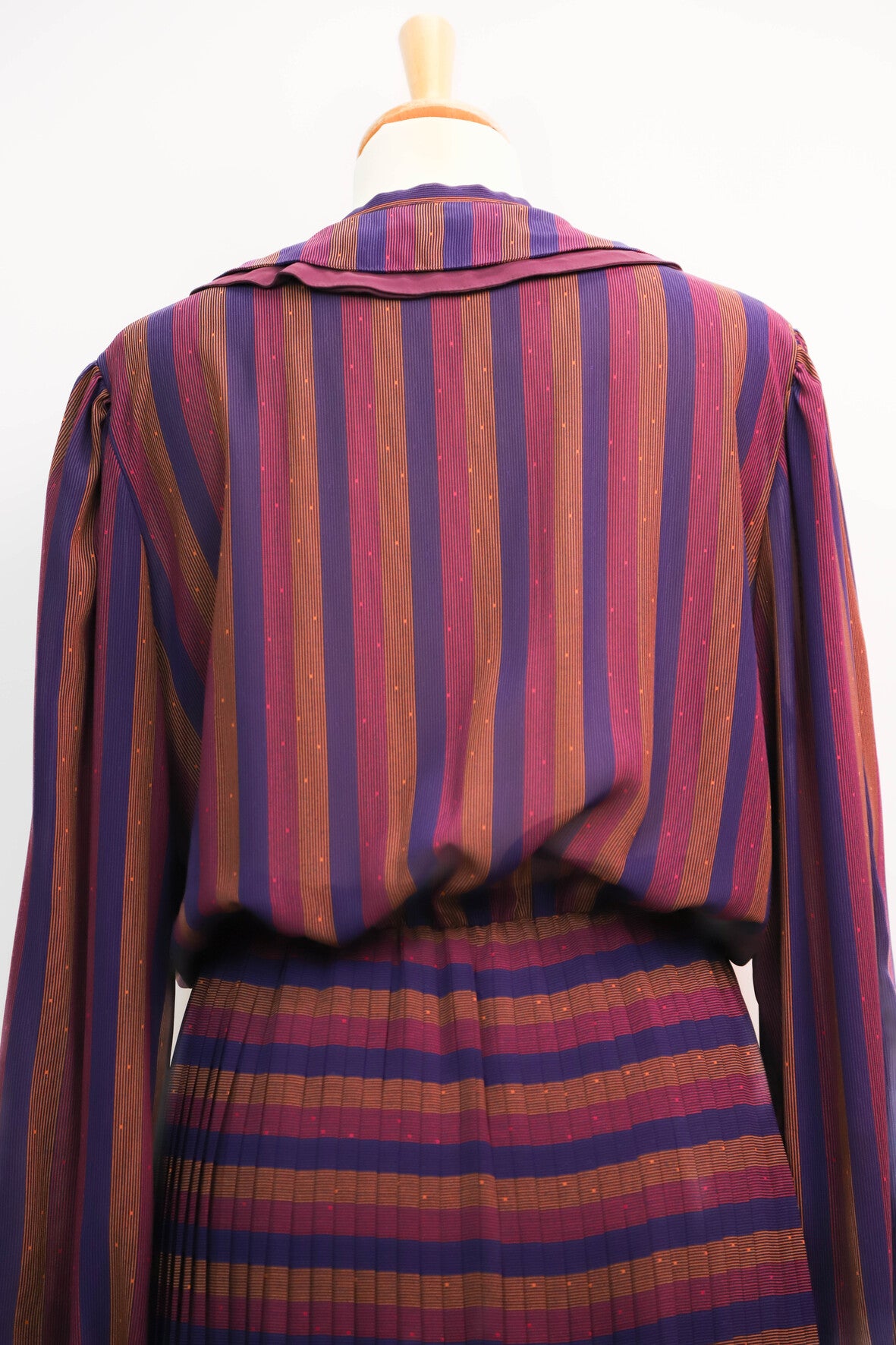 Robe rayée multicolore Taille M