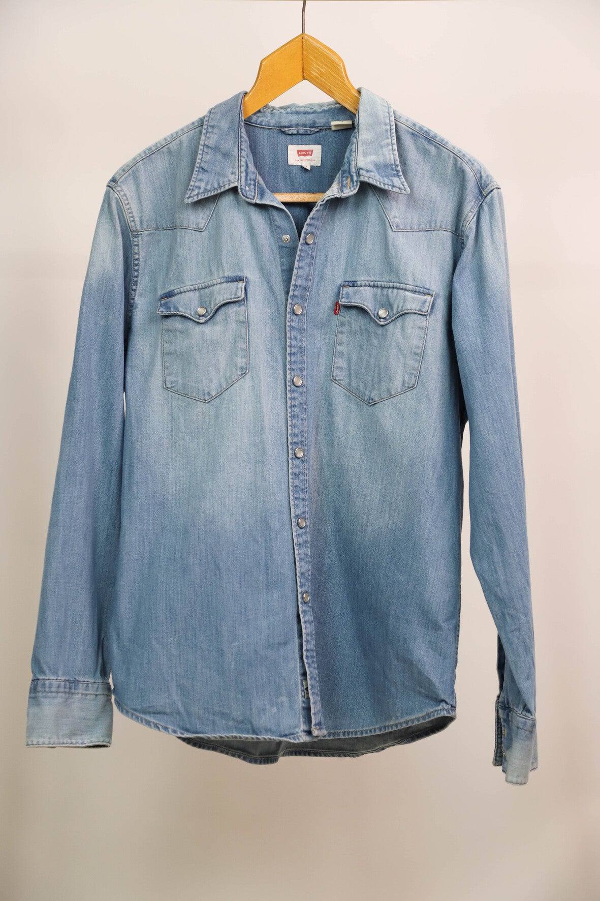 Le Meilleur de l'Homme / Article de la marque Levis Taille L